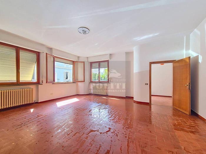 Appartamento con 5 locali in vendita in Via Febbraio, Stazione Agenzia delle Entrate, Empoli