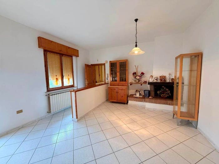 Appartamento con 6 locali in vendita in Cà Gallo, Montecalvo in Foglia
