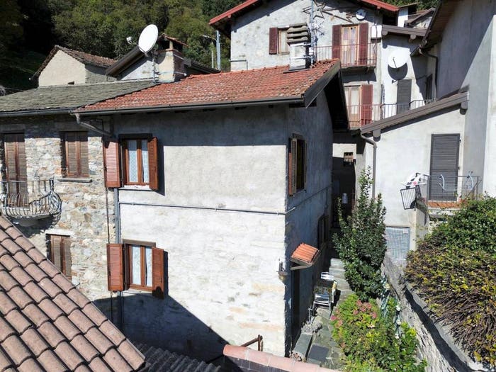 Casa trilocale in vendita in Frazione Croda, Centro, Musso