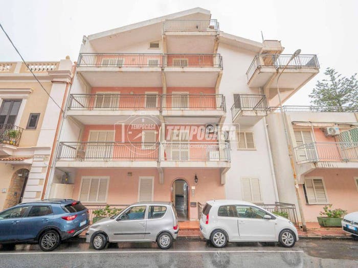 Appartamento bilocale in vendita in Via Roma, Guidomandri Marina, Scaletta Zanclea