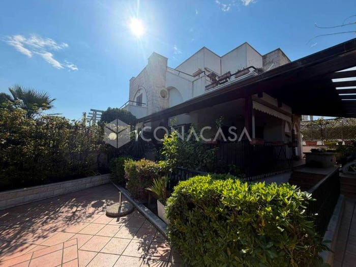 Casa con 5 locali in vendita in Via Luigi di Molfetta, Bisceglie