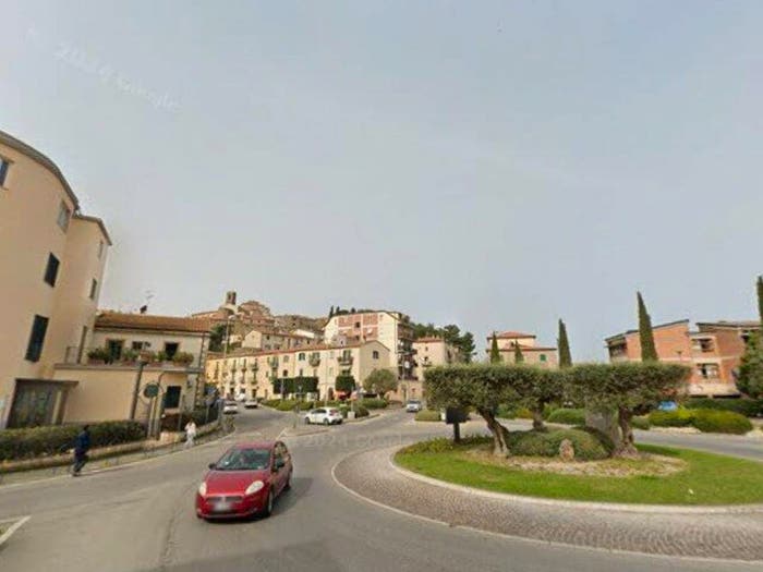 Appartamento trilocale in vendita in Poggio Murella GR Italia Manciano GR, Centro, Manciano