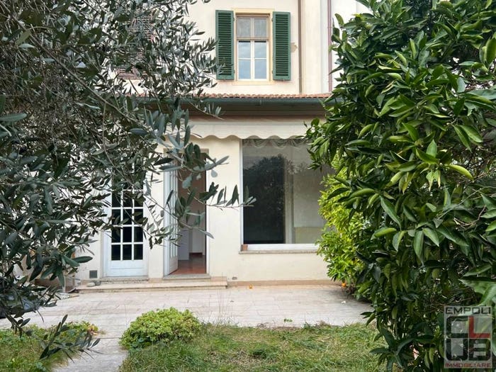 Casa con 6 locali in vendita in Via Settembre, Masini XX Settembre, Empoli