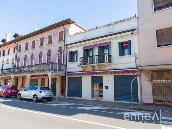 Appartamento con 5 locali in vendita in Via Gustavo Badini, Centro, Zenson di Piave