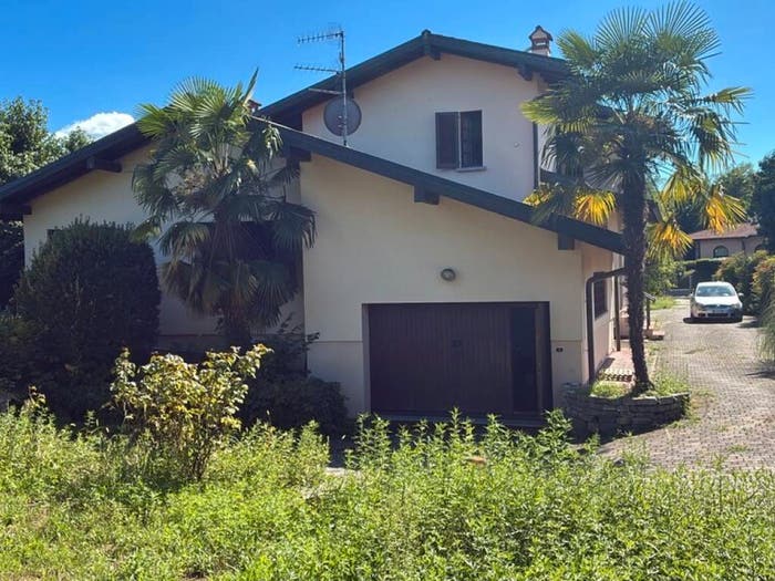 Casa con 6 locali in vendita in Via Buonarroti, Centro, Brebbia