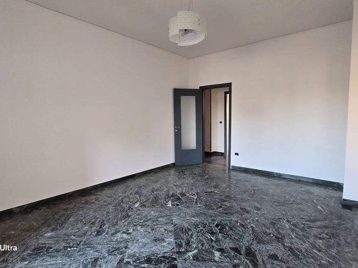 Appartamento trilocale in vendita in Piazzetta Egisto Cagnoni, Centro, Mortara