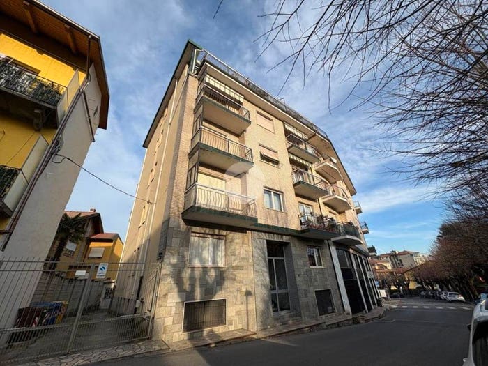 Casa bilocale in vendita in Corso Roma, Centro, Cuorgnè