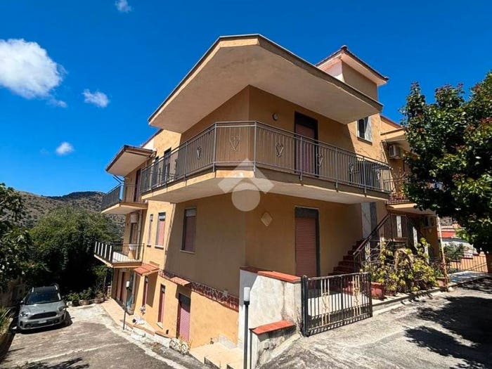Appartamento trilocale in vendita in Via Ungaretti, Cavallaro, Torretta