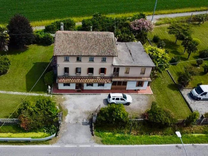 Casa con 6 locali in vendita in Centro, Cordovado