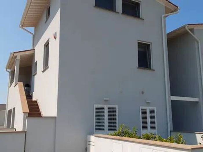 Appartamento con 5 locali in vendita in Via Del Pino, Santa Lucia La Borra, Pontedera