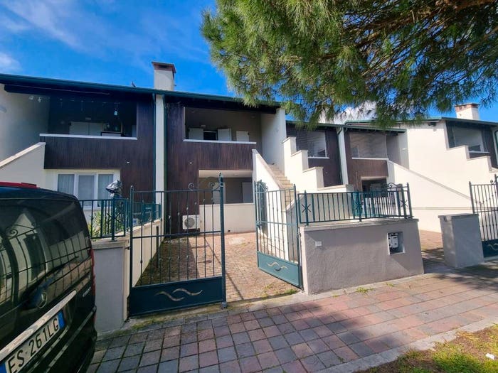 Casa trilocale in vendita in Via Boris Giuliano, Lido delle Nazioni, Comacchio