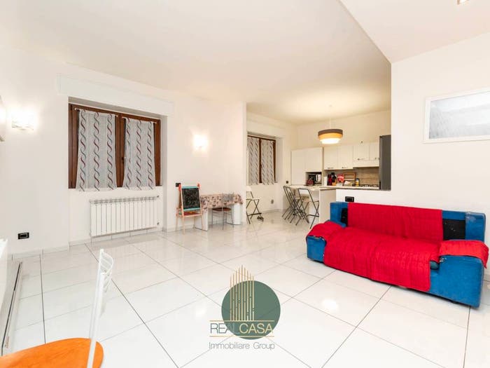 Casa quadrilocale in vendita in Via Palestrina, Cesano Maderno