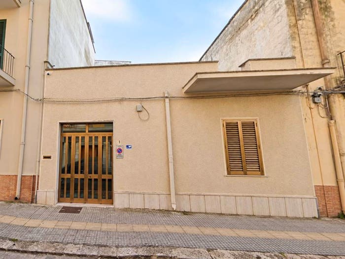 Casa quadrilocale in vendita in Via Casale Cerrate, Università Via Taranto, Lecce