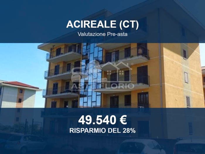 Appartamento con 6 locali in vendita in Via degli Argentieri Acesi, San Giovanni Tupparello, Acireale