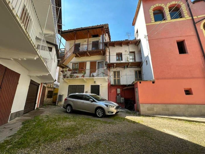 Casa quadrilocale in vendita in Piazza martiri della libertà, Almese Rivera, Almese