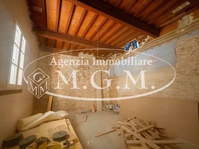 Appartamento trilocale in vendita in Centro, Pontedera