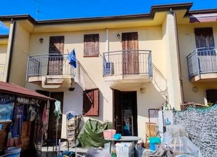 Appartamento trilocale in vendita in Via Mimosa, Lido degli Scacchi Lido di Pomposa, Comacchio