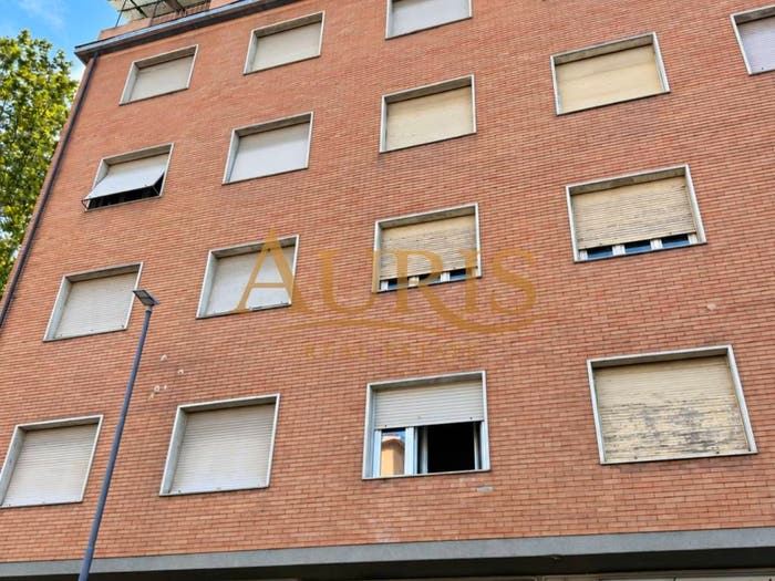 Appartamento bilocale in vendita in Piazza Medaglie d'Oro, Stazione, Asti