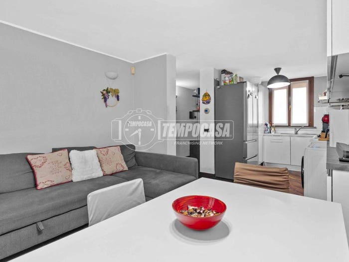 Appartamento trilocale in vendita in Piazza Francesco Carrara, Pezzotti Meda, Milano