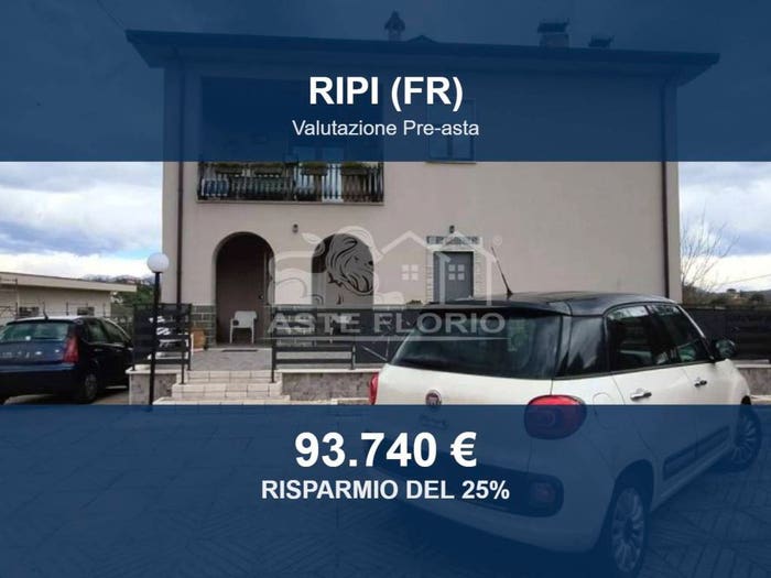 Appartamento trilocale in vendita in Via San Giovanni, San Giovanni, Ripi