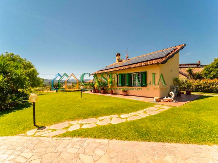 Casa con 6 locali in vendita in Piamboschi, Cisano sul Neva