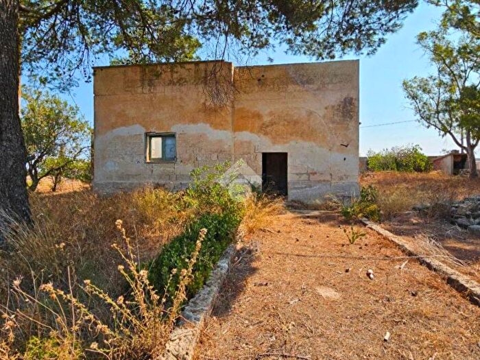 Casa con 6 locali in vendita in Via SP, Nardò