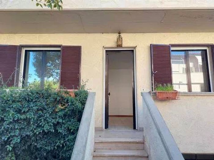 Appartamento quadrilocale in vendita in Via Carlo Ginori, Marina di Cecina, Cecina