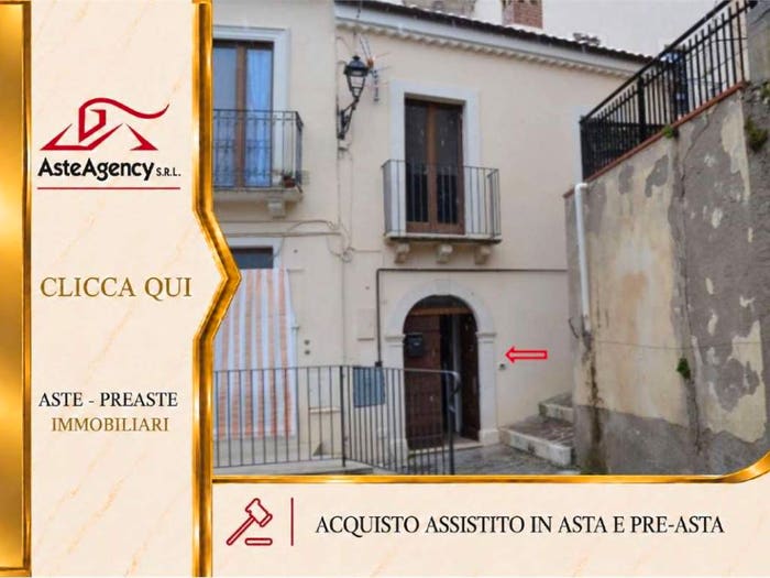 Casa quadrilocale in vendita in Via Città di Statule, Goriano Sicoli