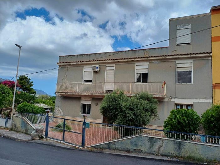 Appartamento con 6 locali in vendita in Via Croce Segreto, Centro, Patti