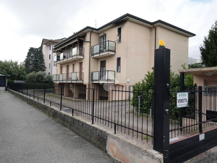Appartamento bilocale in vendita in Via CIRO MENOTTI, Centro, Biassono