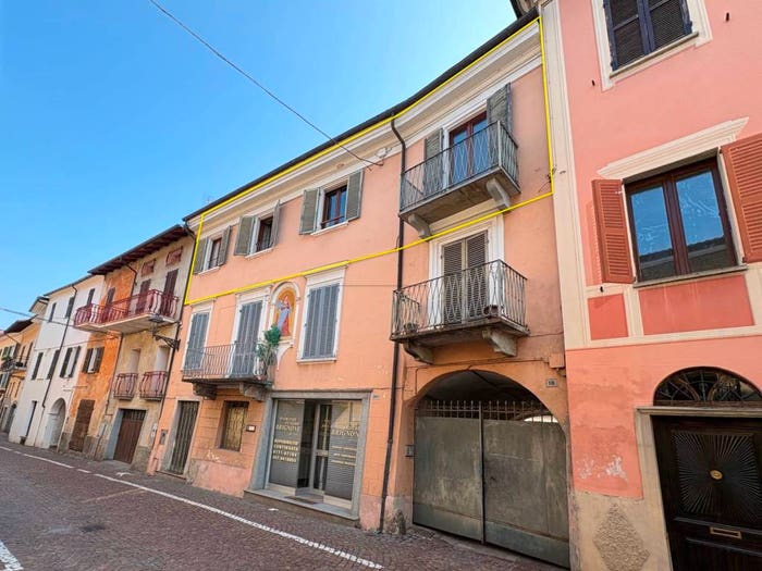 Appartamento con 5 locali in vendita in Via Tommaso Vallauri, Centro, Chiusa di Pesio