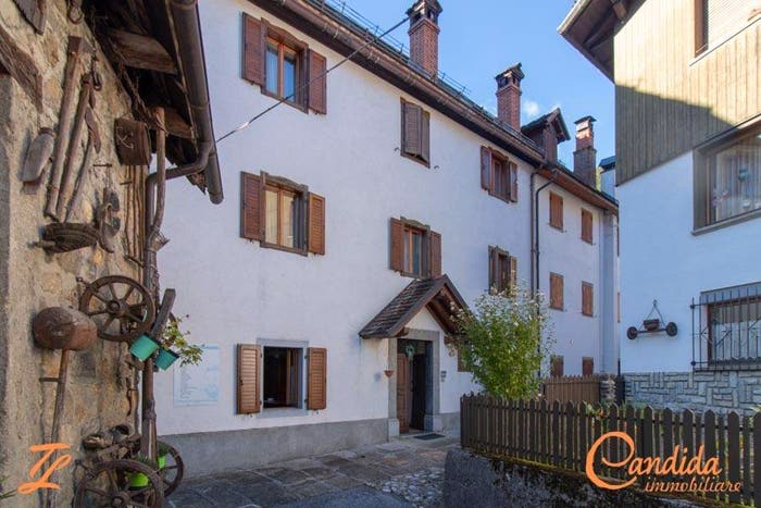 Casa con 6 locali in vendita in Frazione Prato, Pieria Prato Carnico, Prato Carnico