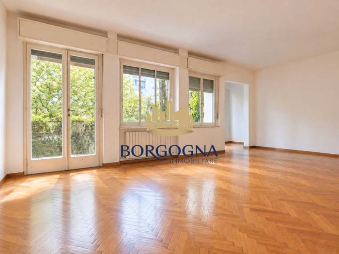 Appartamento trilocale in vendita in Via Paris Bordone, Monte Rosa Lotto, Milano