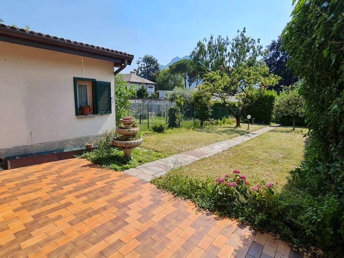 Casa con 5 locali in vendita in Via Fratelli Rosselli, Castello, Lecco