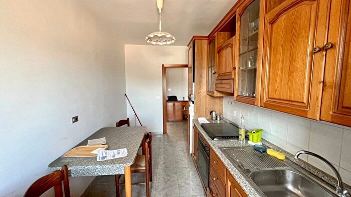 Appartamento trilocale in vendita in Via Coronari, Castelnuovo Di Farfa