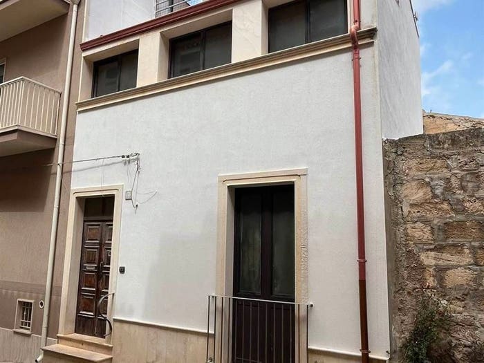 Casa trilocale in vendita in Via Corrado Ferrara n, Centro, Pachino