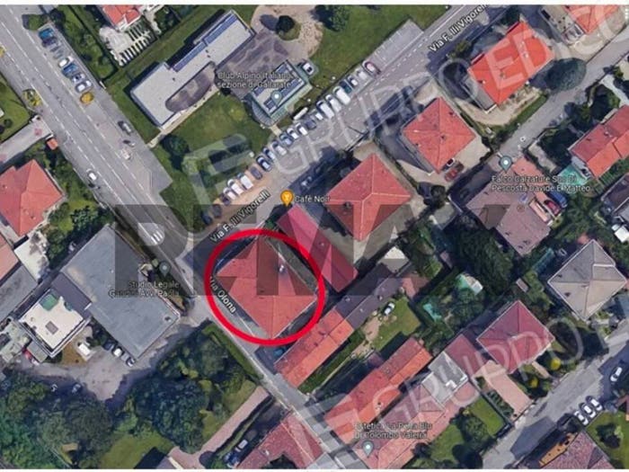 Appartamento trilocale in vendita in Sciarè, Gallarate