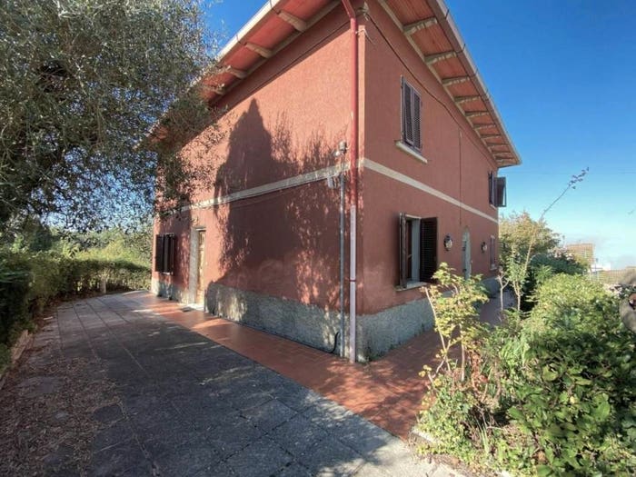Casa con 6 locali in vendita in Via della Gora, Montopoli in Val d'Arno