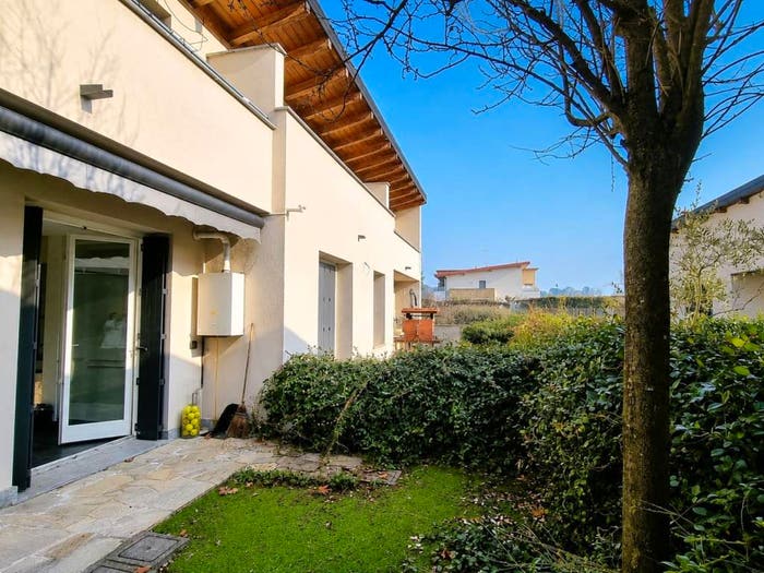 Casa bilocale in vendita in Via Smarcellino, Sartirana Cassina Cicognola Sabbioncello, Merate