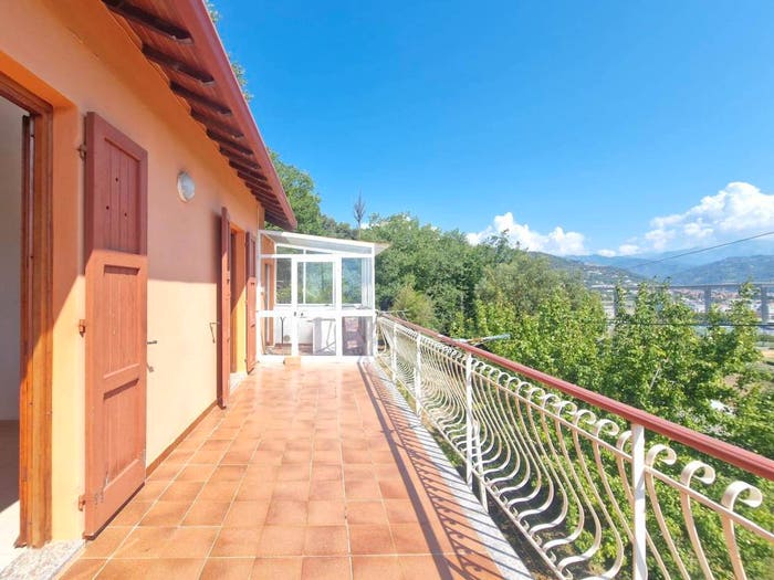 Casa bilocale in vendita in Corso Repubblica Strada Gantin, Camporosso