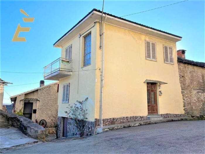 Casa quadrilocale in vendita in VIA PARROCCHIA, Centro, Murazzano