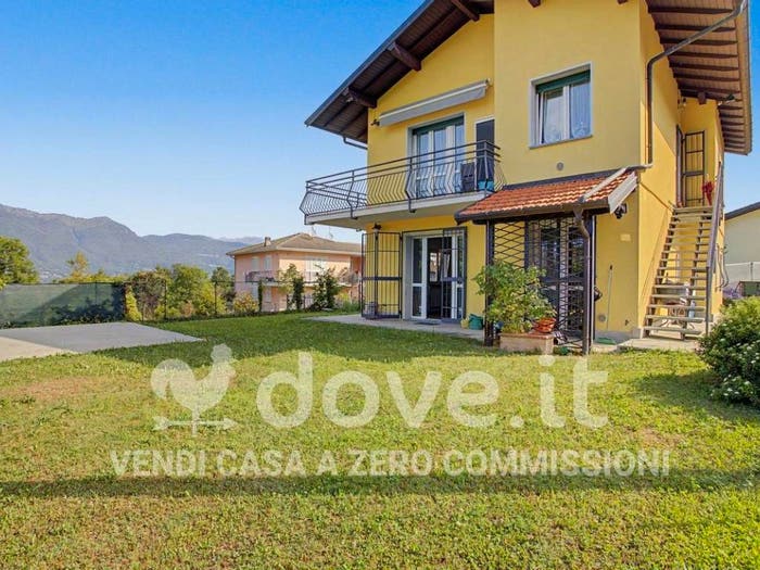 Casa con 6 locali in vendita in Via Bonina, Centro, Porto Valtravaglia
