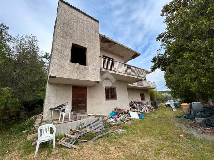 Casa con 5 locali in vendita in Contrada Petraro, Falerna Scalo, Falerna