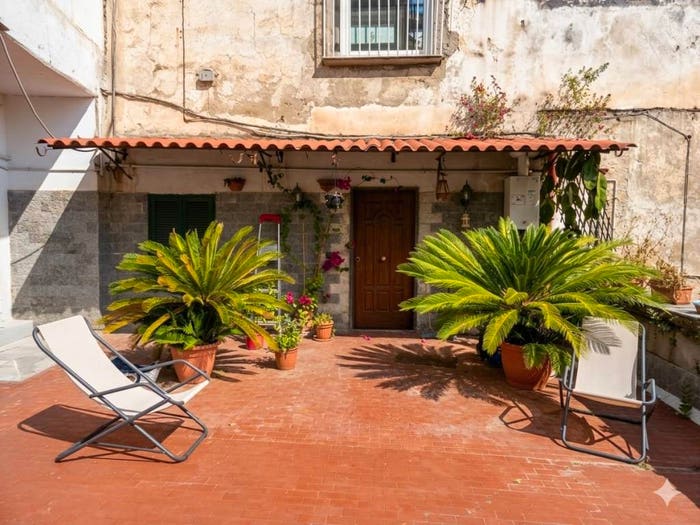 Appartamento quadrilocale in vendita in Vico Pedamentina San Martino, Vomero, Napoli