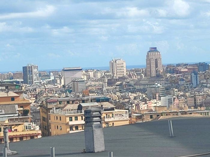 Appartamento quadrilocale in vendita in Via Bari, San Teodoro, Genova