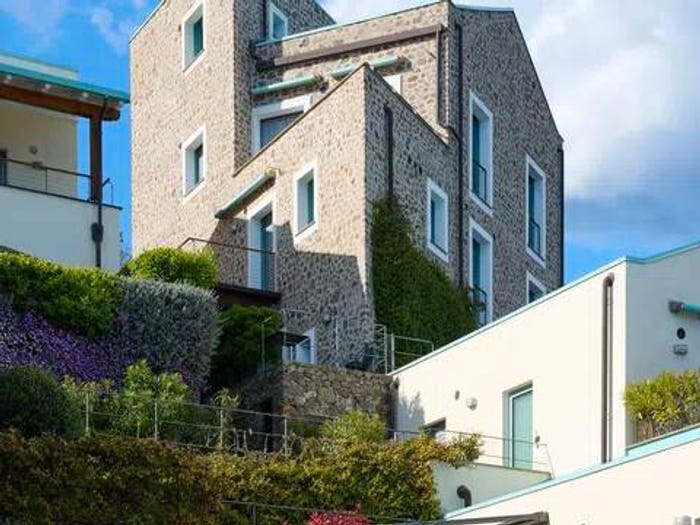 Casa quadrilocale in vendita in Via San Sebastiano, Bergeggi