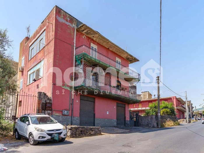 Appartamento con 6 locali in vendita in Via Fossa della Creta Catania CT Italia, Concordia Acquicella Porto, Catania