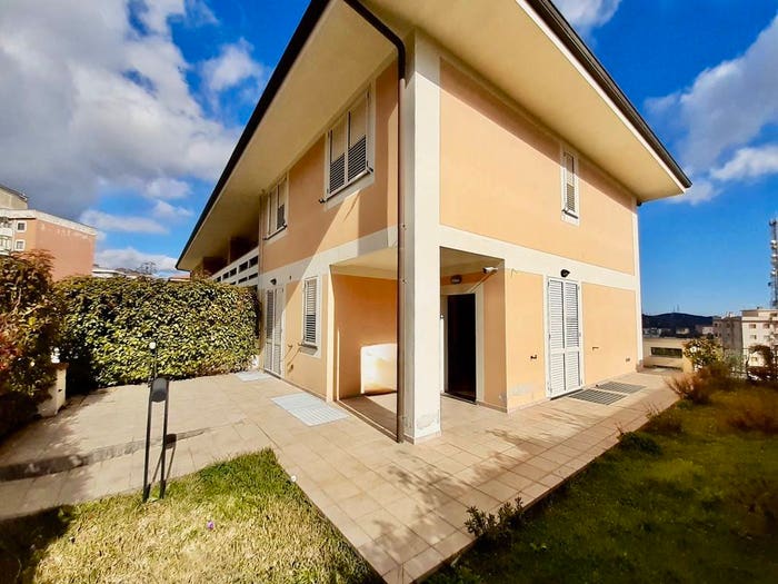 Casa con 5 locali in vendita in Via Paolo Orsi, Sant'Antonio De Filippis, Catanzaro