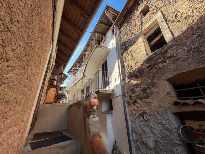 Casa con 5 locali in vendita in colmo, Curino