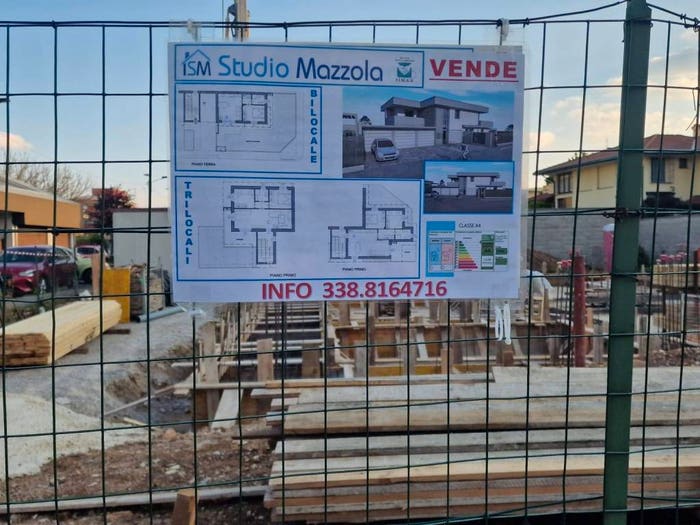 Appartamento trilocale in vendita in Via Felice Cavallotti, Stazione, Lissone